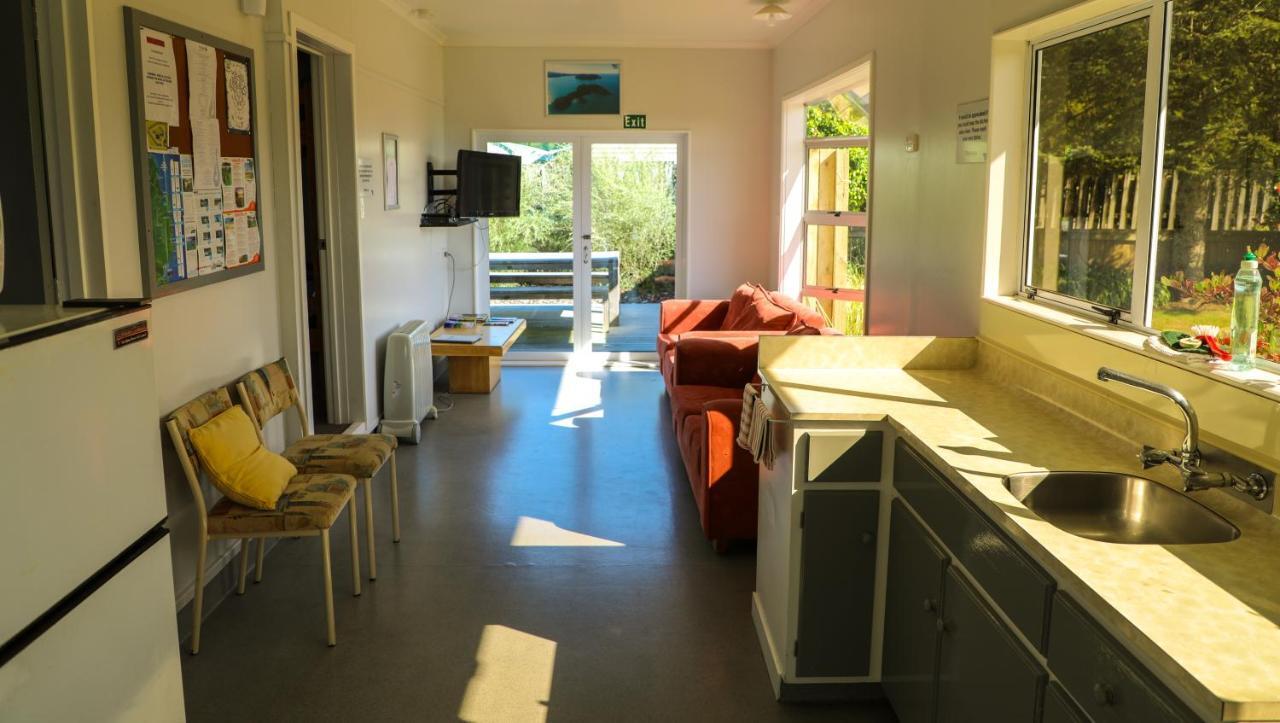 Marahau Beach Camp Extérieur photo